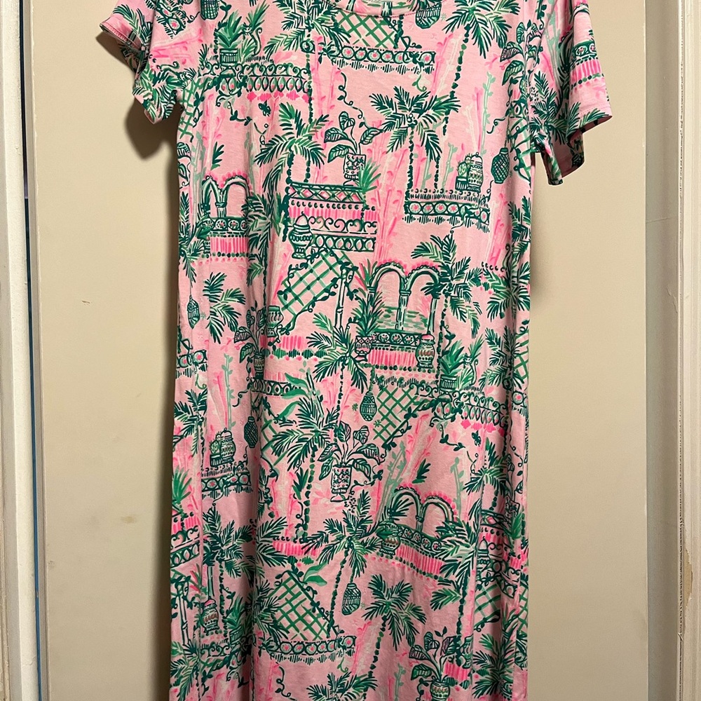 Lilly Pulitzer Cody T-shirt dress, size medium, pink & green, Mandevilla baby - Picture 4 of 9